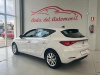 Usado Seat Leon Style 131 CV (96 kW) 2021 Blanco Utilitario