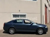 Usado Skoda Octavia Active 105 CV (77 kW) 2006 Gris / plata Berlina