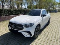 Usado Mercedes GLC300e 313 CV (230 kW) 2025 Blanco Coupe
