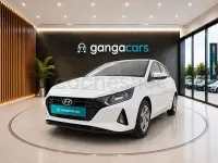 Usado Hyundai i20 84 CV (61 kW) 2021 Gris / plata Utilitario
