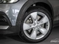 Usado Volvo V60 CC Pro 190 CV (139 kW) 2019 Gris / plata Familiar