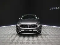 Usado VW T-Roc Life 110 CV (80 kW) 2022 Gris SUV
