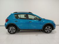 Usado Dacia Sandero Stepway 100 HP (73 kW) 2021 Azul Sedan