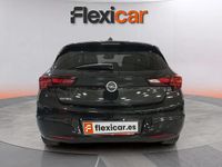 Usado Opel Astra 110 CV (80 kW) 2020 Negro Berlina