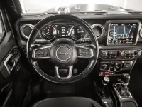 Usado Jeep Wrangler Rubicon 381 CV (280 kW) 2022 Gris / plata SUV