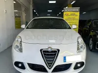 Usado Alfa Romeo Giulietta Distinctive 105 CV (77 kW) 2013 Blanco Utilitario