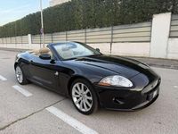 Usado Jaguar XK 258 CV (189 kW) 2009 Negro Descapotable