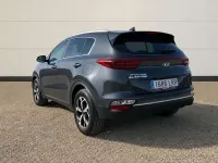 Usado Kia Sportage Plus 136 CV (100 kW) 2021 Negro SUV