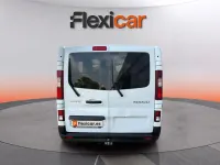 Usado Renault Trafic 110 CV (80 kW) 2021 Blanco Monovolumen