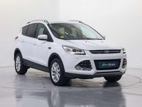 Usado Ford Kuga Trend 150 CV (110 kW) 2015 Blanco SUV