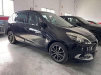 Usado Renault Scénic III Bose Edition 130 CV (95 kW) 2013 Negro Monovolumen
