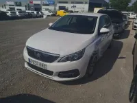 Usado Peugeot 308 Business-Line 130 CV (95 kW) 2018 Blanco Berlina