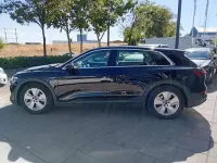 Usado Audi e-tron 300 kW (408 CV) 2020 Negro SUV