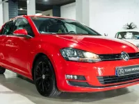 Usado VW Golf VII Sport 110 CV (80 kW) 2016 Rojo Utilitario