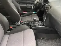 Usado VW Golf IV 110 CV (80 kW) 2001 Gris / plata Berlina