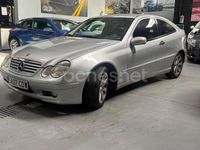 Usado Mercedes C200 163 CV (119 kW) 2003 Gris / plata Berlina