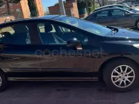 Usado Peugeot 308 Access 92 CV (67 kW) 2012 Negro Berlina