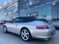 Usado Porsche 911 Carrera 4 320 CV (235 kW) 2002 Gris Descapotable