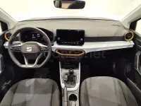 Usado Seat Arona Style 115 CV (84 kW) 2025 Gris / plata SUV