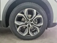 Usado Renault Captur Zen 160 CV (117 kW) 2022 Blanco SUV