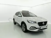 Begagnad MG HS Luxury 162 HK (119 kW) 2023 Vit SUV