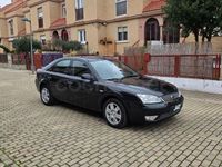 Usado Ford Mondeo Ghia 130 CV (95 kW) 2006 Negro Berlina