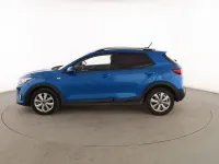 Usado Kia Stonic 101 CV (74 kW) 2022 Azul SUV
