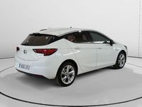 Usado Opel Astra Dynamic 150 CV (110 kW) 2016 Blanco Berlina