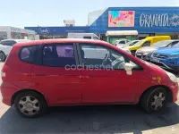 Usado Honda Jazz ES 83 CV (61 kW) 2007 Rojo Utilitario