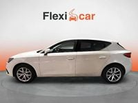 Usado Seat Leon Style 110 CV (80 kW) 2021 Blanco Berlina
