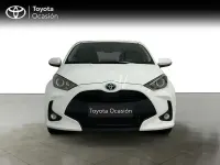 Usado Toyota Yaris Hybrid Active 116 CV (85 kW) 2023 Blanco Berlina