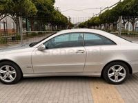 Usado Mercedes CLK270 Avantgarde 170 CV (125 kW) 2004 Gris / plata Coupe