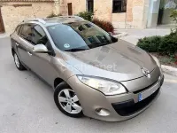 Używany Renault Mégane GrandTour Bose Edition 110 KM (80 kW) 2012 Beżowy Kombi
