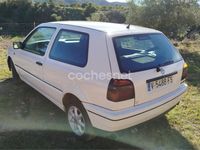 Usado VW Golf III Conceptline 90 CV (66 kW) 1997 Blanco Berlina