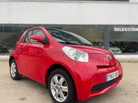 Usado Toyota iQ 68 CV (50 kW) 2011 Rojo Utilitario