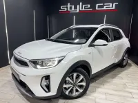 Usado Kia Stonic 101 HP (74 kW) 2022 Branco SUV