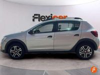 Usado Dacia Sandero Comfort 95 CV (69 kW) 2019 Gris Utilitario