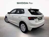 Usado Skoda Fabia Active 95 CV (69 kW) 2022 Blanco Utilitario