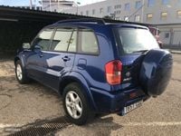 Usado Toyota RAV4 150 CV (110 kW) 2003 Azul SUV