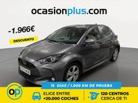Usado Toyota Yaris Hybrid Active 116 CV (85 kW) 2024 Blanco Berlina