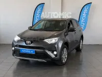 Usado Toyota RAV4 Advance 143 CV (105 kW) 2016 Gris / plata SUV