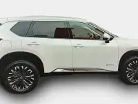 Usado Nissan X-Trail Tekna 204 CV (150 kW) 2025 Kori white metalizado SUV