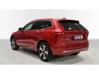 Usado Volvo XC60 Plus 350 CV (257 kW) 2024 Rojo SUV