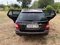Usado Mercedes C200 Avantgarde 136 CV (100 kW) 2008 Negro Familiar
