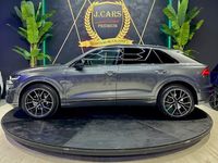 Usado Audi Q8 S-line plus 286 CV (210 kW) 2020 Gris / plata SUV