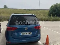 Usado VW Touran Sportline 115 CV (84 kW) 2017 Azul Monovolumen