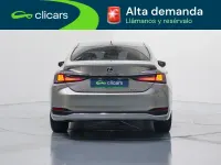Usado Lexus ES300H 178 CV (130 kW) 2024 Gris Berlina