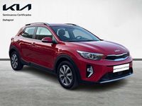 Usado Kia Stonic 101 HP (74 kW) 2024 Vermelho SUV