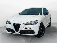 Usado Alfa Romeo Stelvio Veloce 280 CV (205 kW) 2022 Negro SUV