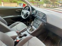 Usado Seat Leon Reference 105 CV (77 kW) 2014 Rojo Berlina